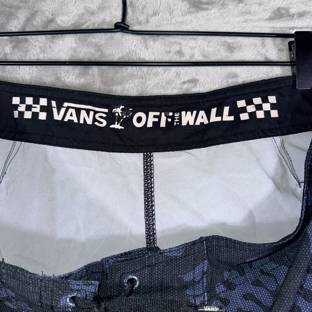 Vans Off the Wall Men's Board Shorts Blue Floral Checkered Yellow Surfer 32